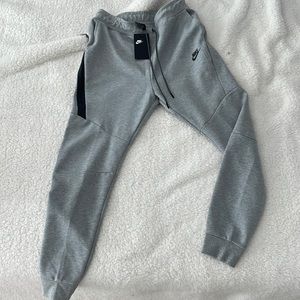 Nike Tech Fleece Jogger size Medium